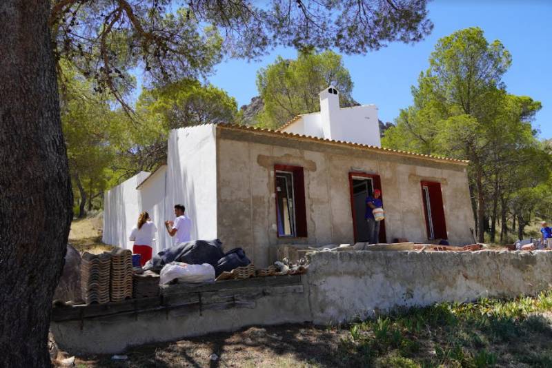 Work begins to create rural hostel at Santa Ana del Monte in Jumilla