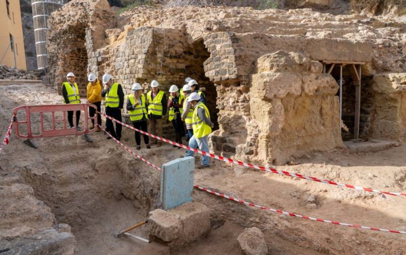 Wednesdays in July and August, guided visits to the Roman amphitheatre of Cartagena