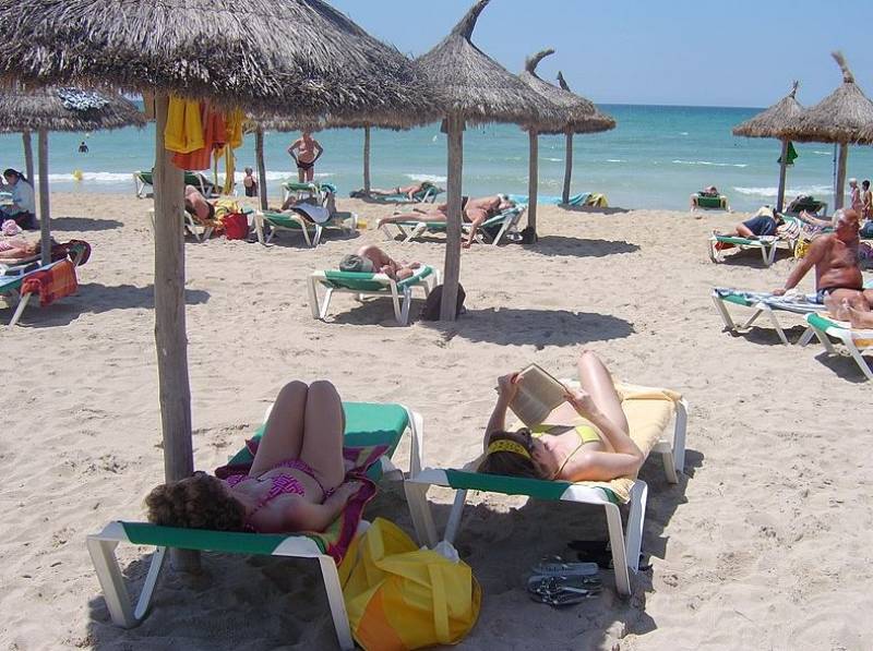 Mallorca launches smart beaches app to book sunbeds and umbrellas