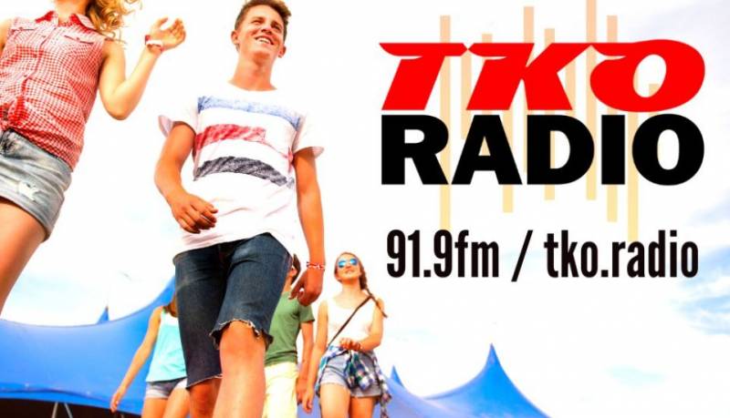 March 15 Hog roast and dancing at TKO Radio roadshow in Los Narejos