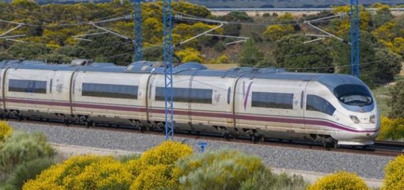 Renfe will launch two new Barcelona-Málaga AVE trains next month