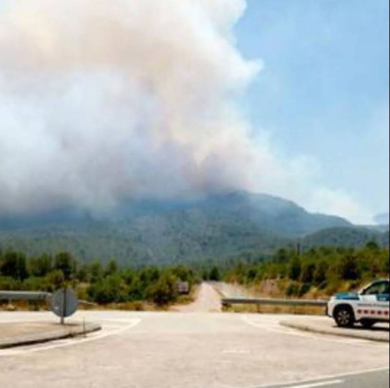 Smoke from Catalonia wildfire sparks panic in Orihuela Costa and Mar Menor