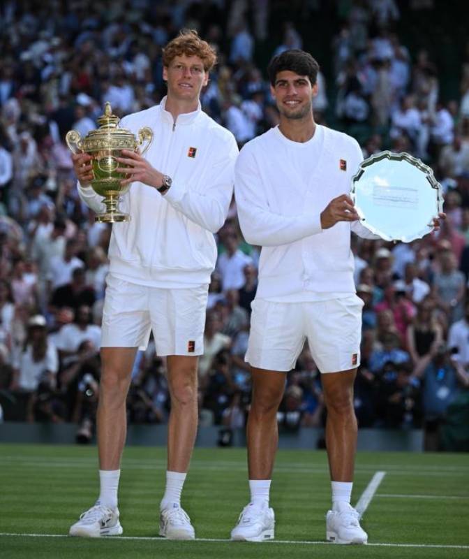 Carlos Alcaraz loses Wimbledon men's final to Jannik Sinner