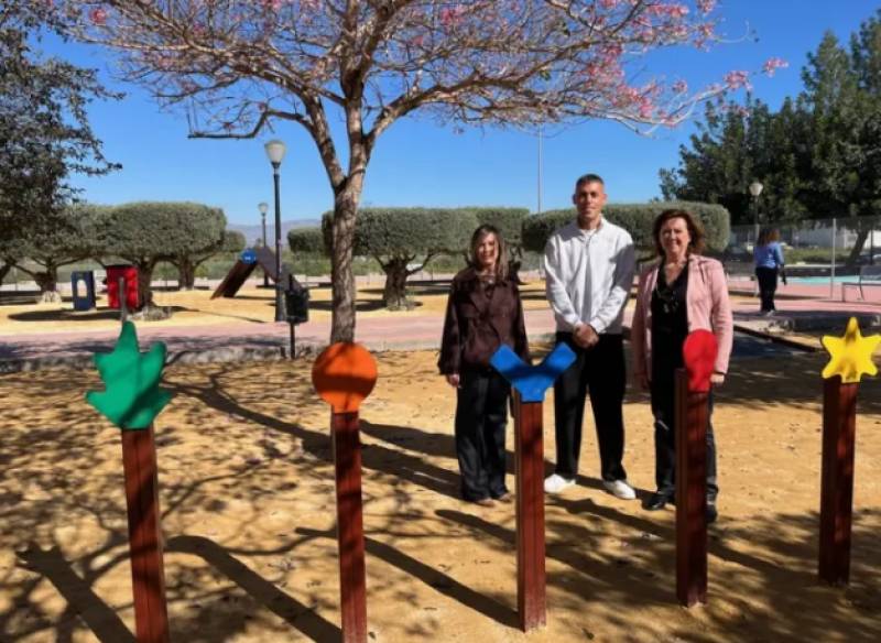 Costa Blanca town unveils brand new dog park with training area and secure fencing