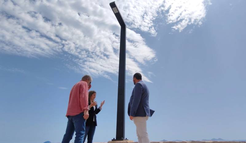 New LED lighting brings a fresh look to the Los Alcázares seafront while cutting energy costs