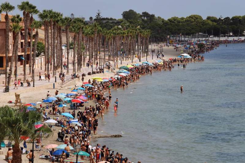 Date confirmed for this summer's 'Embrace the Mar Menor' human chain