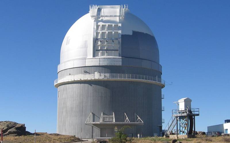 An Almería observatory captured two fireballs and a rare red electrical phenomenon in the space of 24 hours